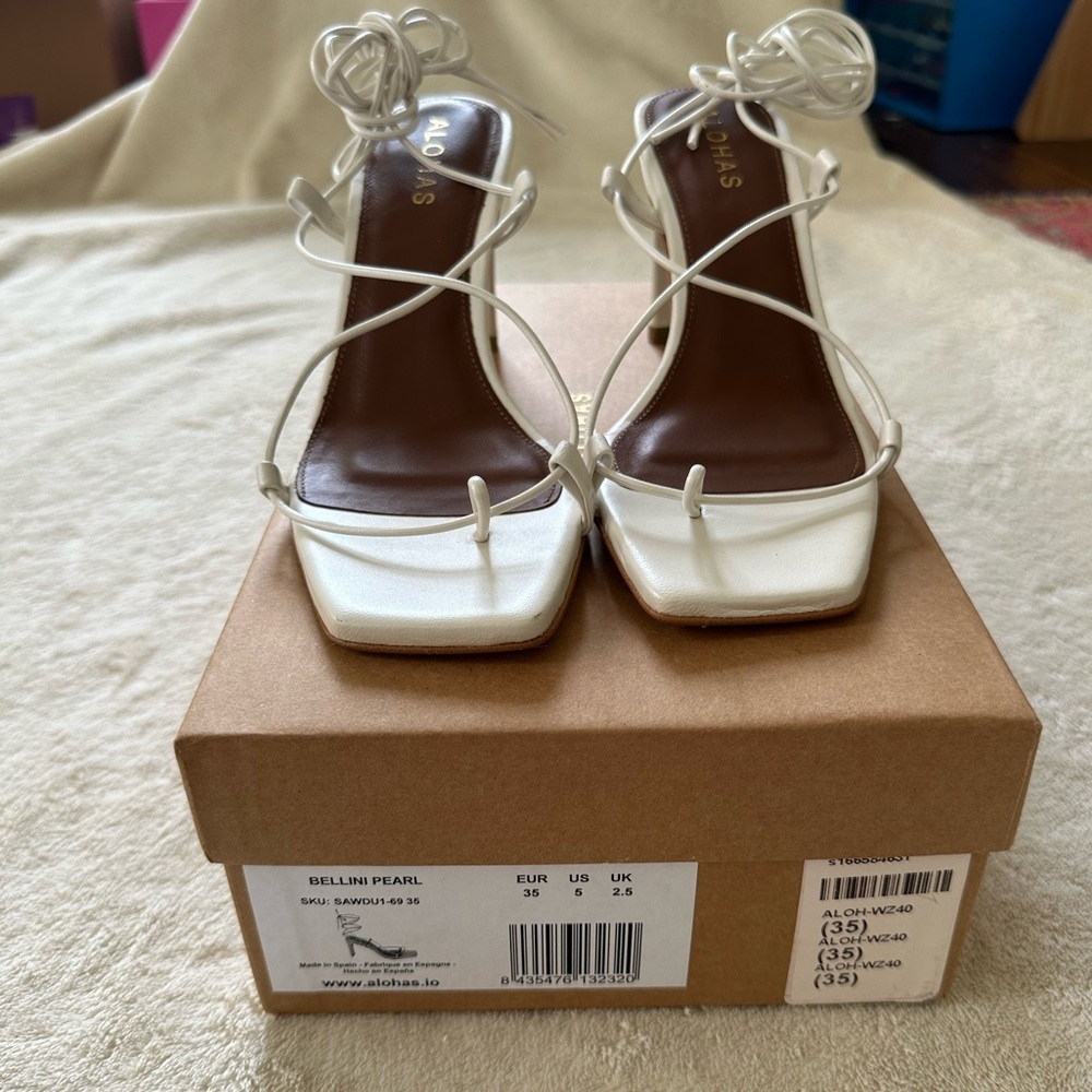 BNIB Alohas Bellini Strappy Sandal in Pearl White Sz 5 - Picture 5 of 10